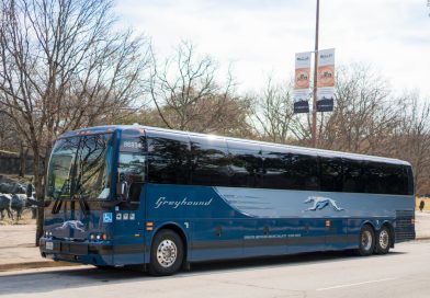 Linea de Autobuses Greyhound anticipa demanda de viajes durante el próximo fin de año.